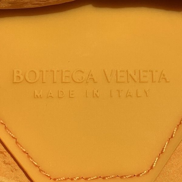 Bottega Veneta Padded Tech Cassette Maxi Intrecciato Bag Shoulder Bag Women