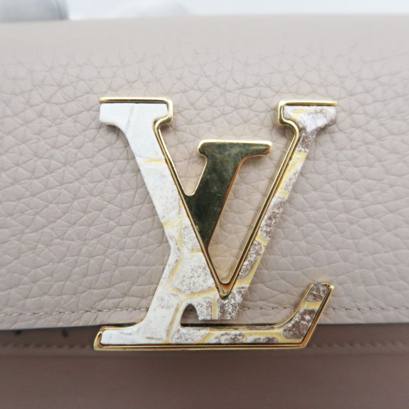 Louis Vuitton Trifold Wallet Portefeuille Capucines Compact Wallet