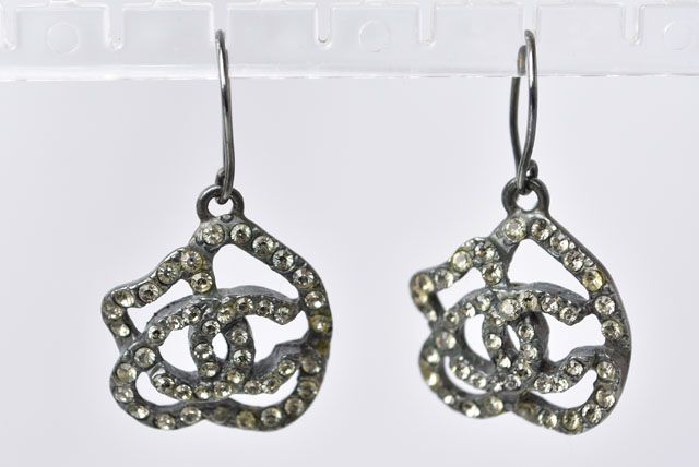 Chanel Earrings Chanel CC Motif Coco Mark Swing Pearl Silver White