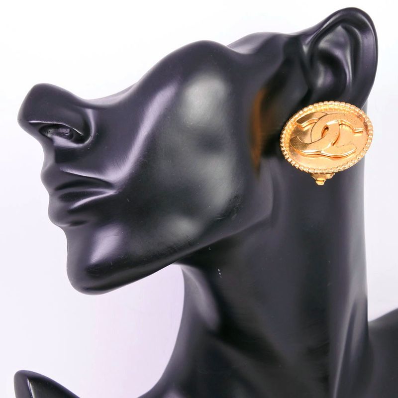 Chanel Coco Mark Gold Plated And Colored Stones 96A Ladies 27.8g Earring