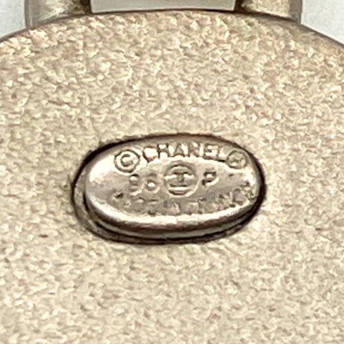 Chanel Necklace 1998 Medallion Silver