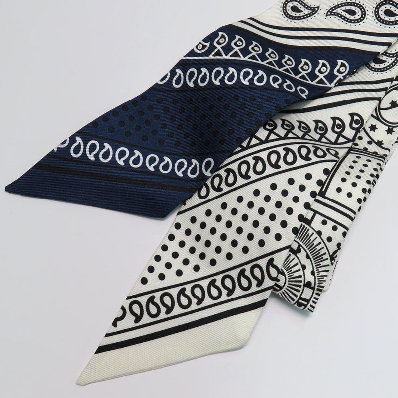 Hermes Twill Apron Lingle 062978s Blanc Marine Noir Black Silk Scarf