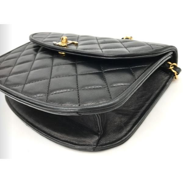 Chanel Quilted CC Logo Turnlock Limited Edition Chain Shoulder Bag Black
