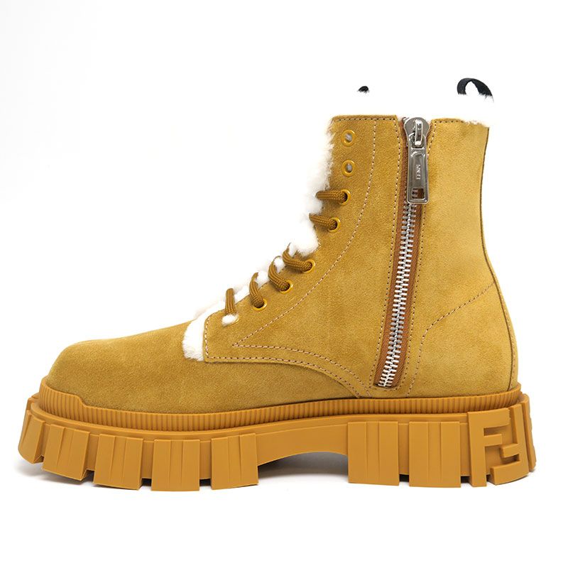 Fendi Suede Mouton Boots Size 8 Yellowish Brown Ochre