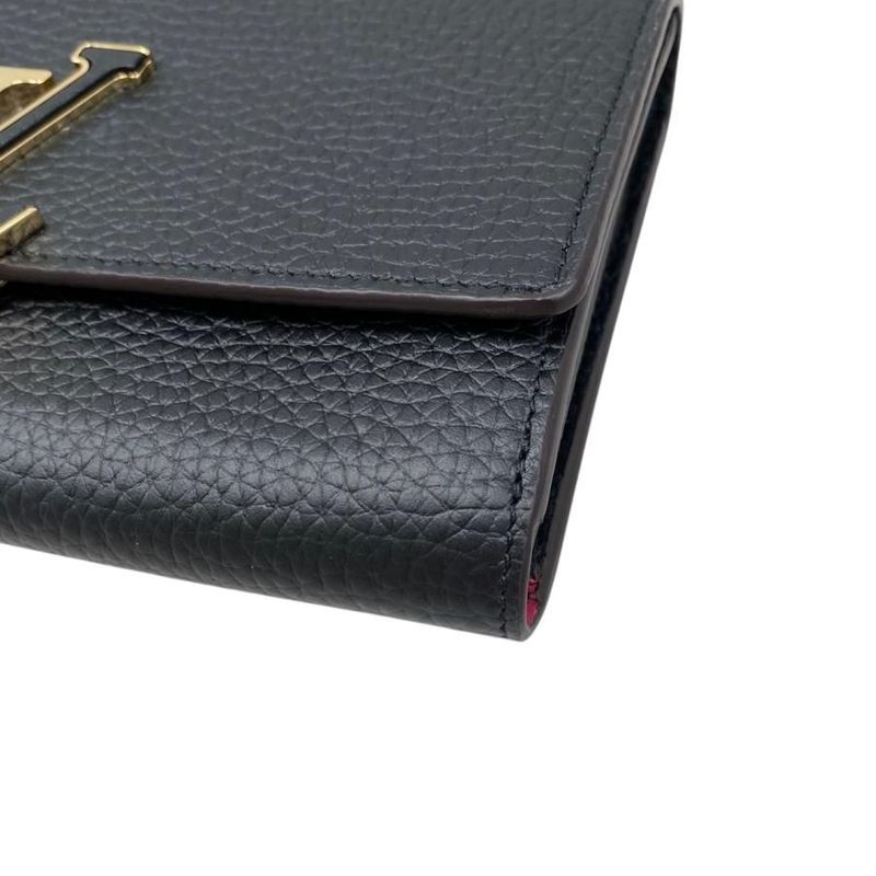 Louis Vuitton Bifold Long Wallet Portefeuille Capucines M62148 Taurillon