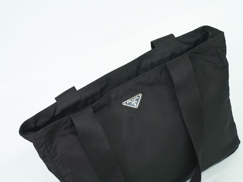 Authentic Prada Nylon Shoulder Bag Tote Bag Black Bag Pre-owned [follow-up