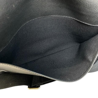 Louis Vuitton M32472 Taiga Alexei Shoulder Bag Crossbody Bag Leather Black