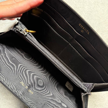 Chanel Round Zipper Long Wallet Coco Patent Leather Decacoco Long Wallet Black