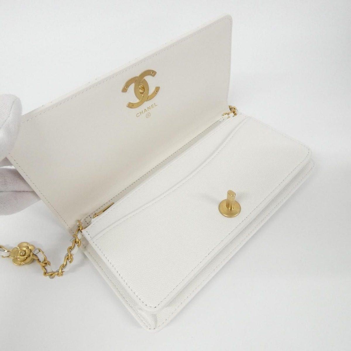 Chanel Chain Clutch Gold — view 7