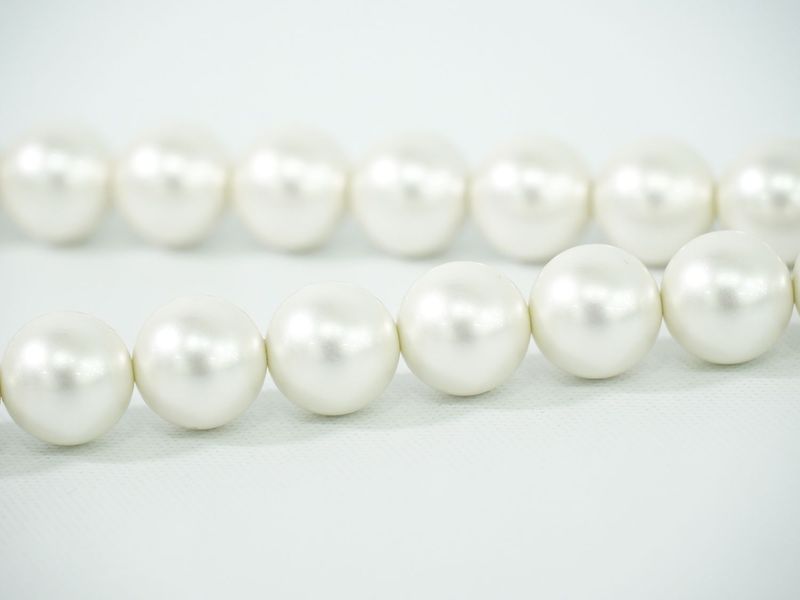 Authentic Chanel Coco Mark Matelasse Faux Pearl Chain Card Case Pass Case