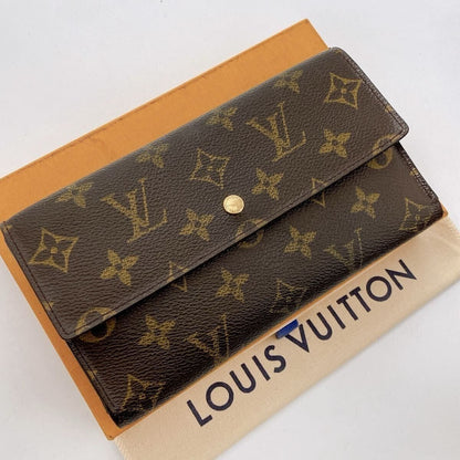 Louis Vuitton Portefeuille International Porte Tresor Monogram Wallet