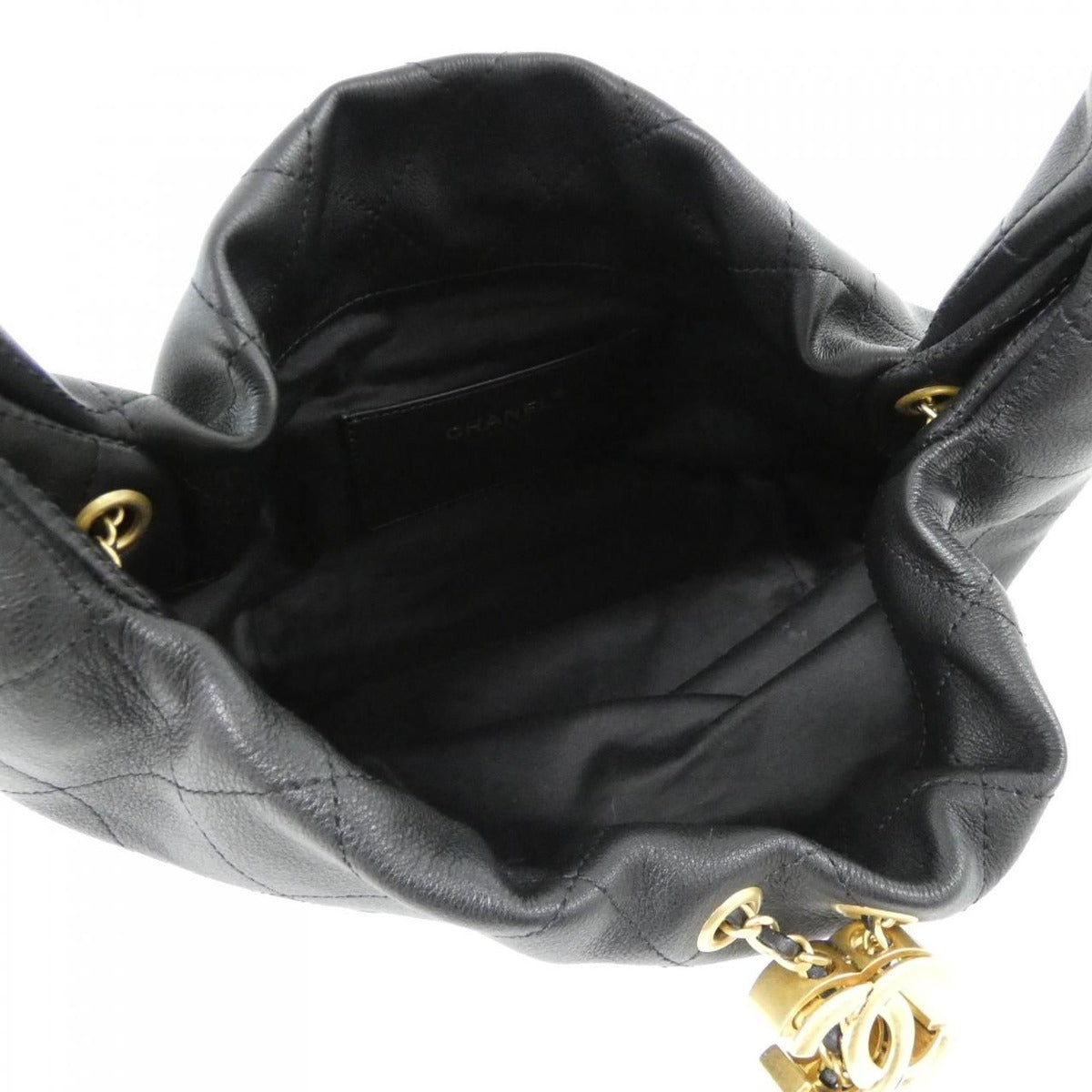 Chanel Shoulder Bag Black Mat — view 7