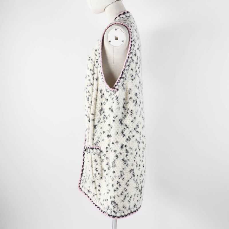 CHANEL 2021 21A P71038 Cashmere Blend Runway Wear Long Length Knit Vest Ecru