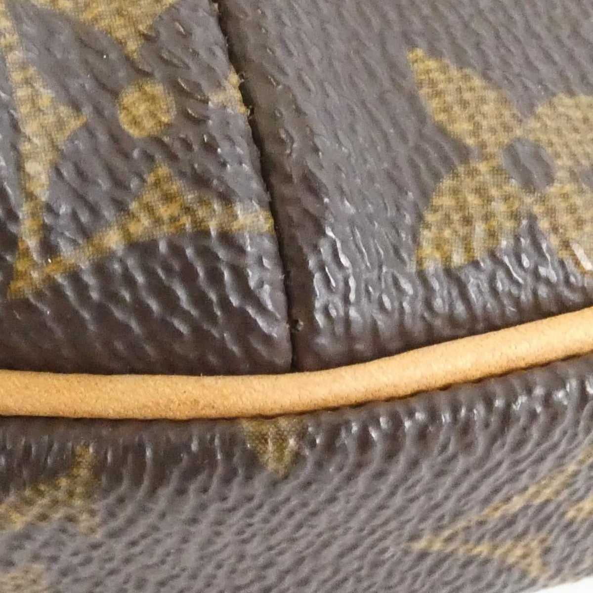Louis Vuitton Monogram Croissant MM Shoulder Bag Brown Marron — view 3