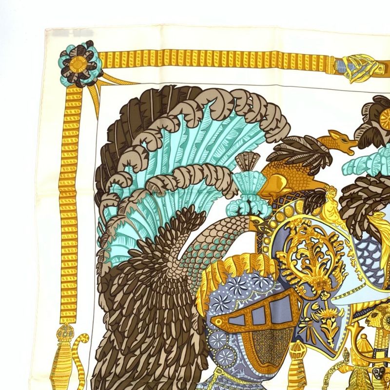 Grade Hermes Carre 90 Armets En Panache Feathered Helmet Gold Multicolor Scarf