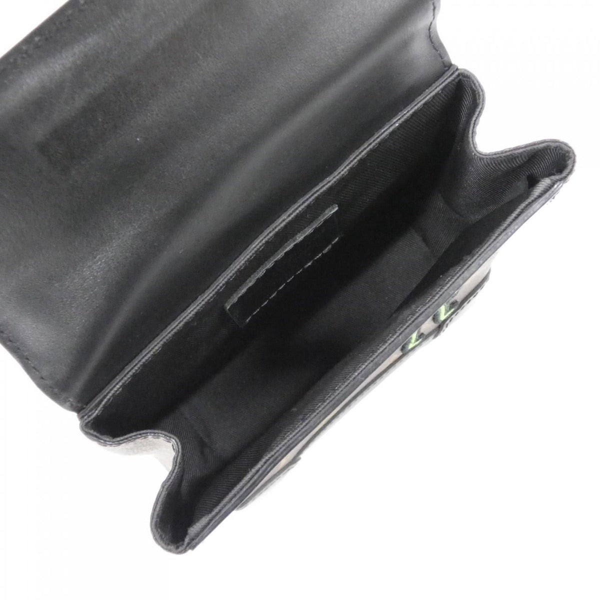 Louis Vuitton Monogram Steamer Xs Shoulder Bag — view 8
