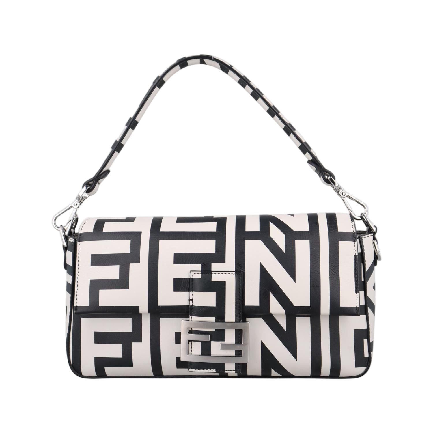 Fendi Baguette Messenger — view 2