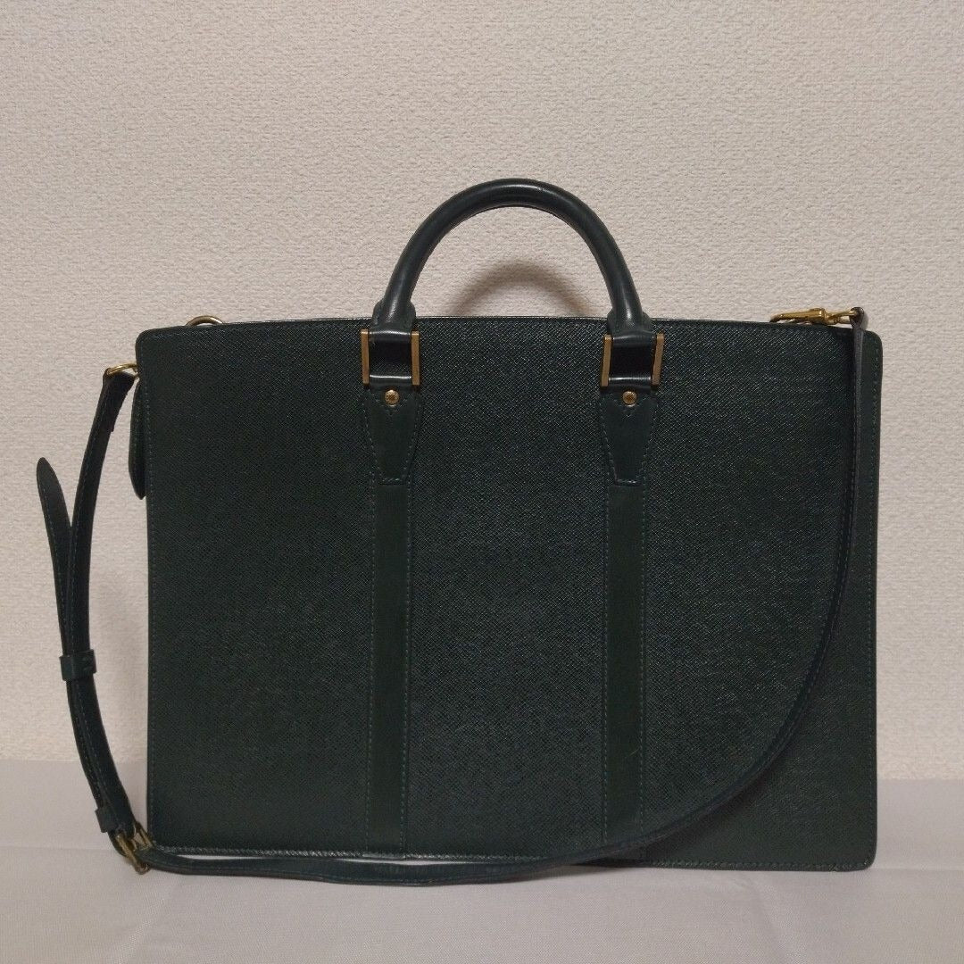 Louis Vuitton Porte Documents Rosan Taiga Epi Sear 2-Way Handbag