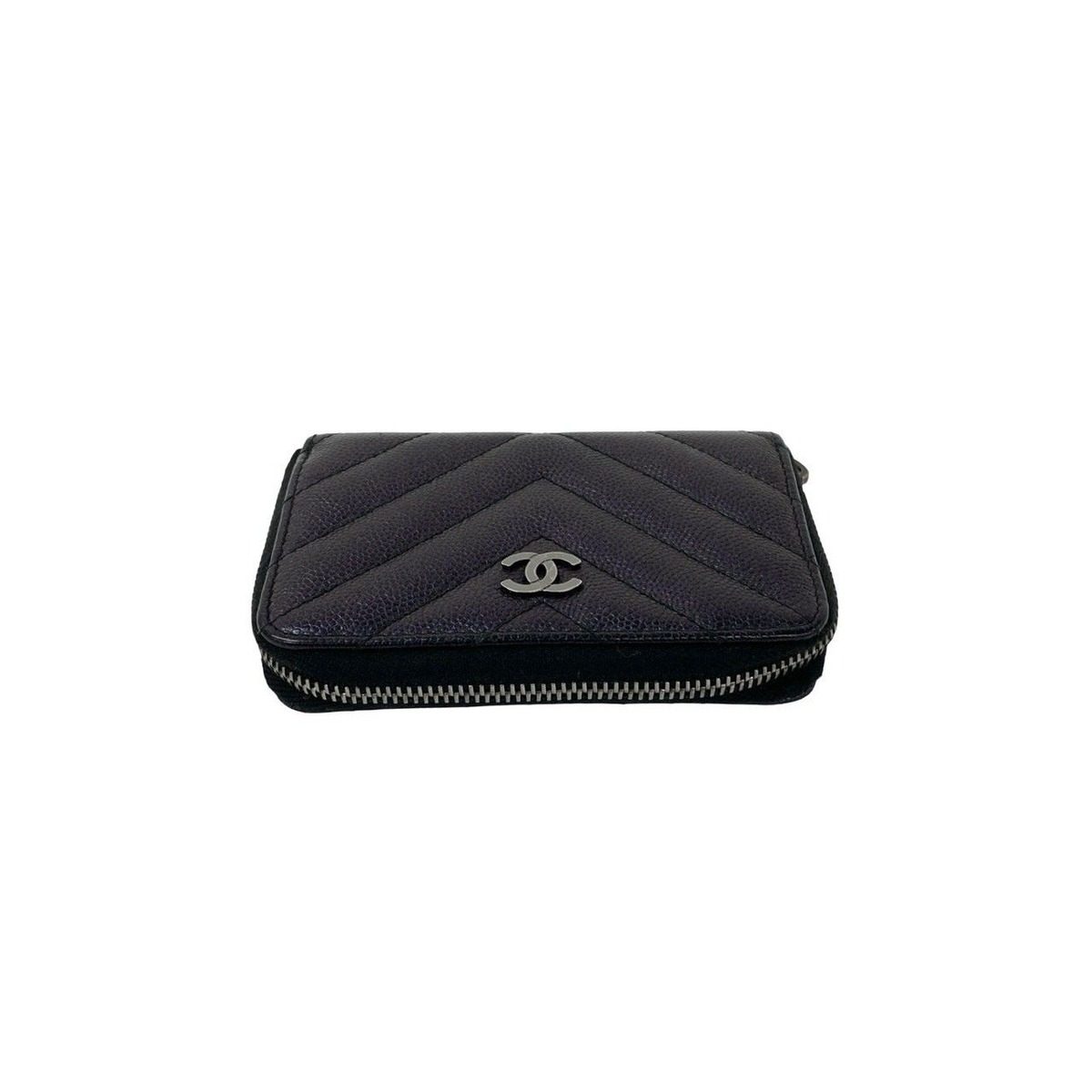 Chanel With CC Logo Chew Blanc Caviar Leather Coin Purse Black — view 3