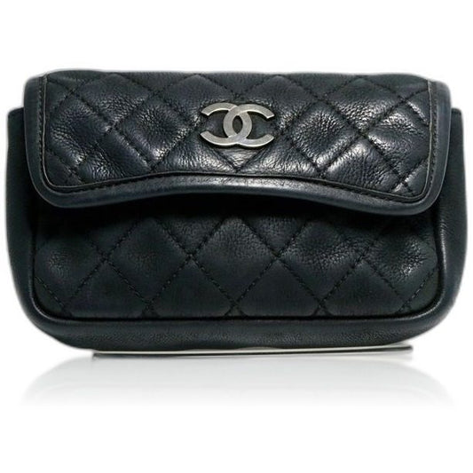Chanel Quilted Leather Chain Shoulder Bag Pouch