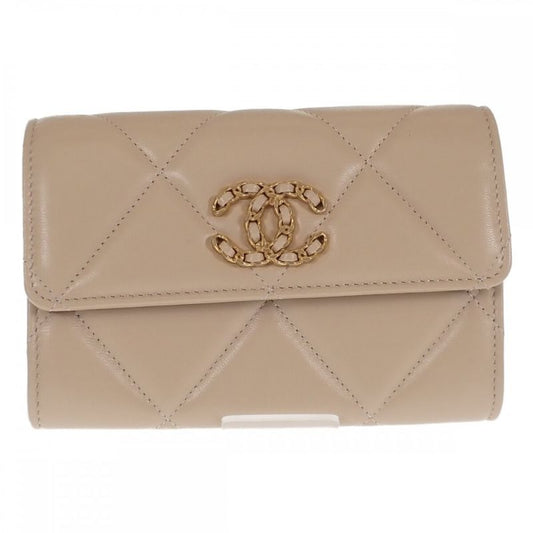 Chanel 19 Flap Wallet Ap2700 n5025 Bifold Lambskin Beige
