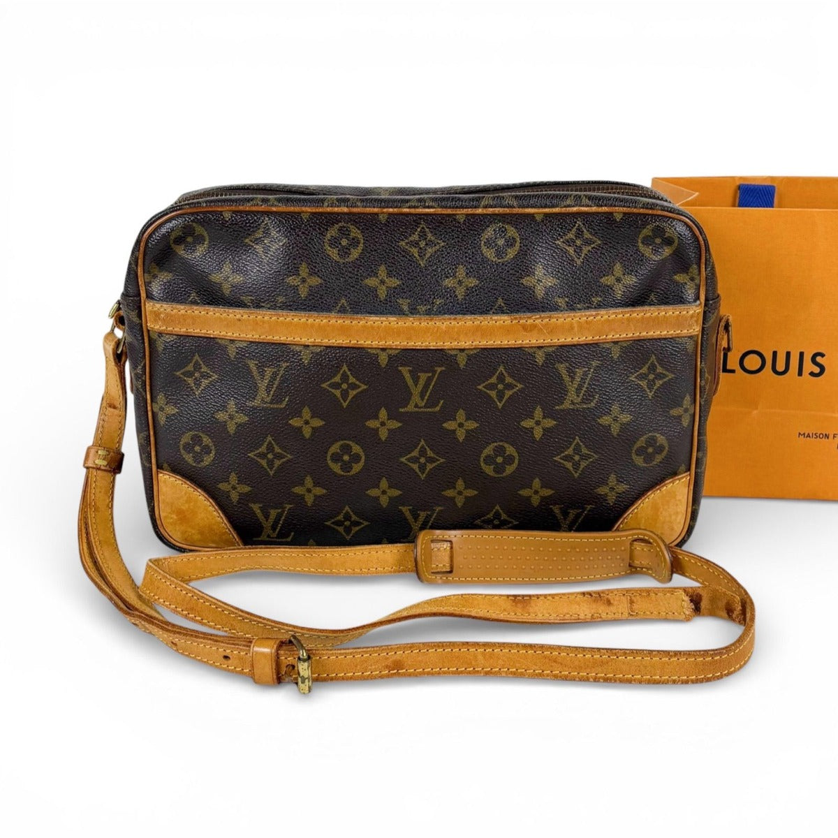 Louis Vuitton Shoulder Bag Trocadero 30 Monogram Leather Brown