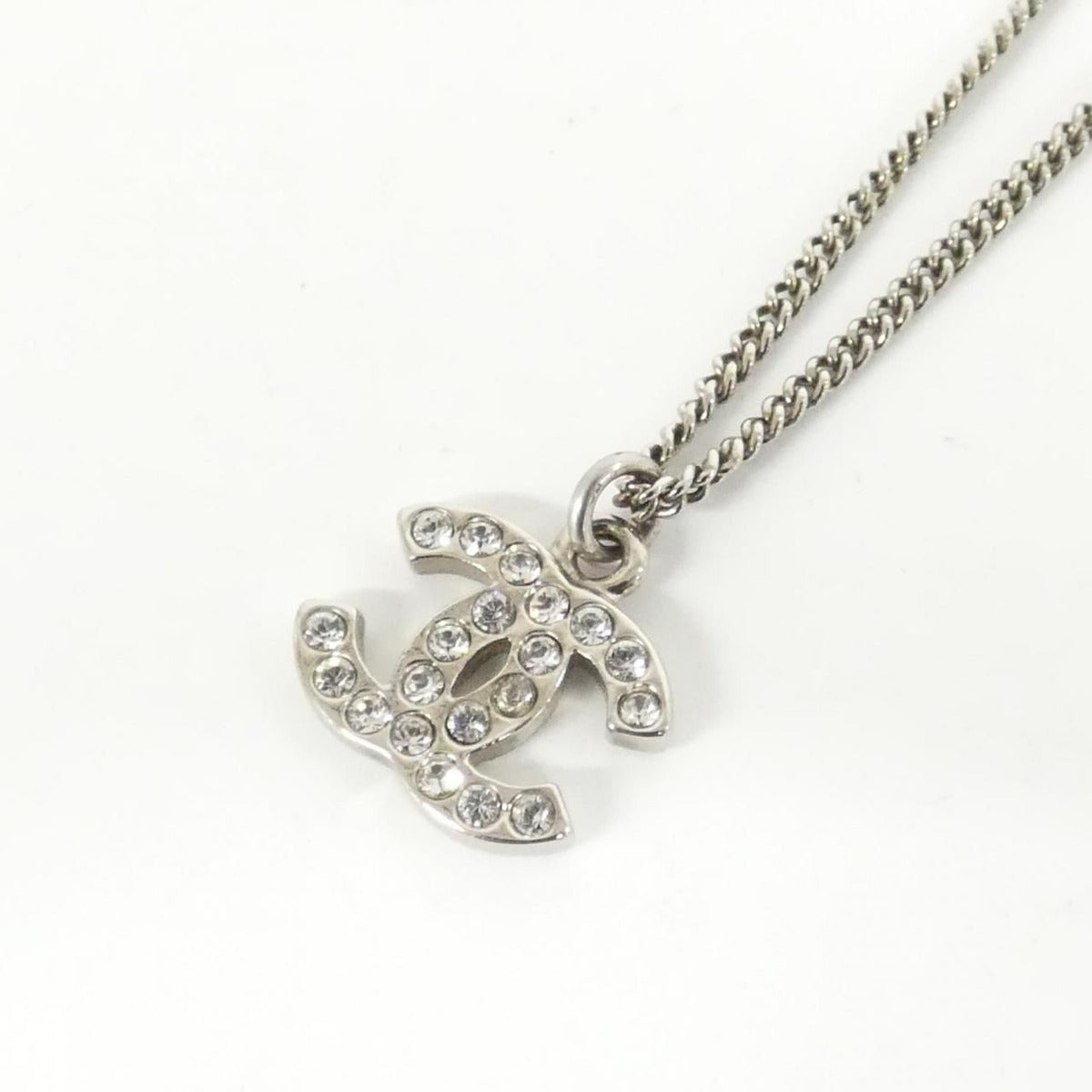 Chanel 28942 Necklace — view 3