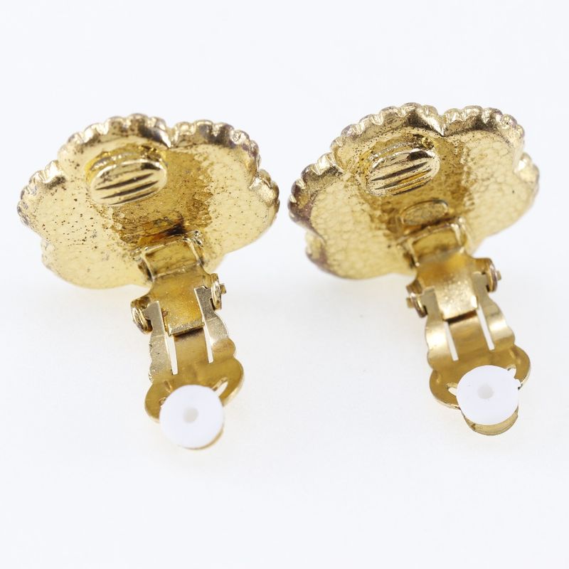 Chanel Vintage Gold Plated 96A Ladies 17.4g Earring