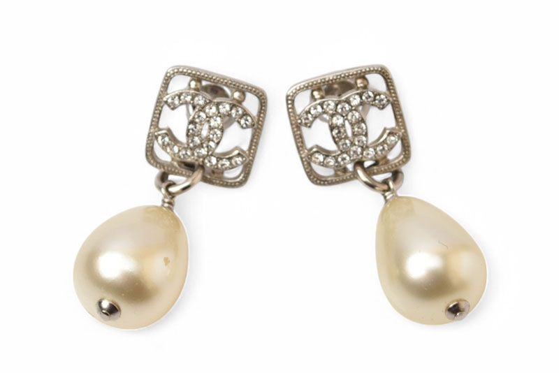Chanel Earrings Chanel CC Motif Coco Mark Rhinestone Swing Pearl Silver White