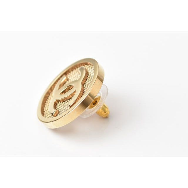 Chanel Circle Motif Logo CC — view 3