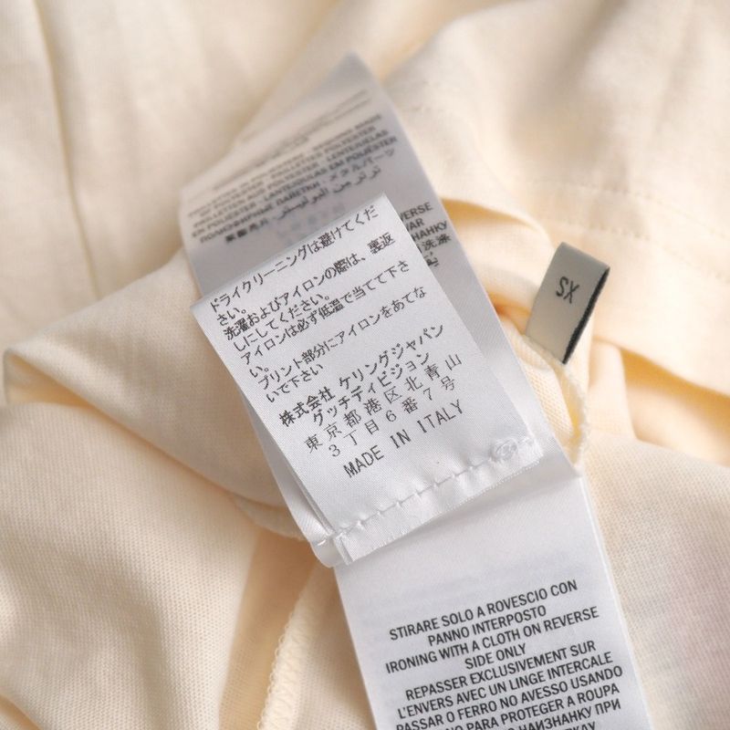 Gucci Short Sleeve T-shirt Size XS Sequin Embellishment Strawberry Cotton Crew