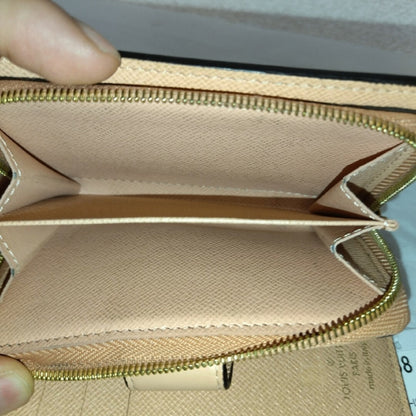 Louis Vuitton Damier Portefeuille Juliette Bifold Wallet — view 7