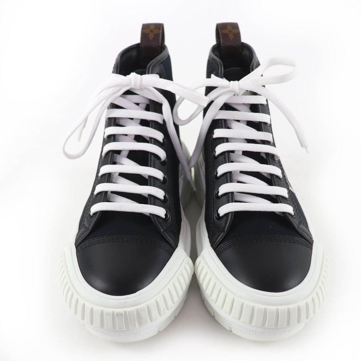 Louis Vuitton LV Squad Sneaker — view 3