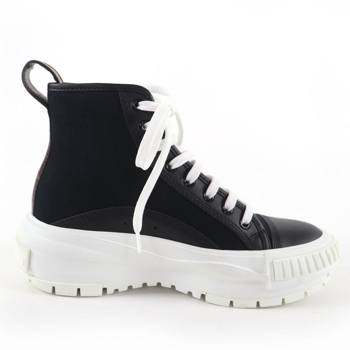 Louis Vuitton LV Squad Sneaker — view 5