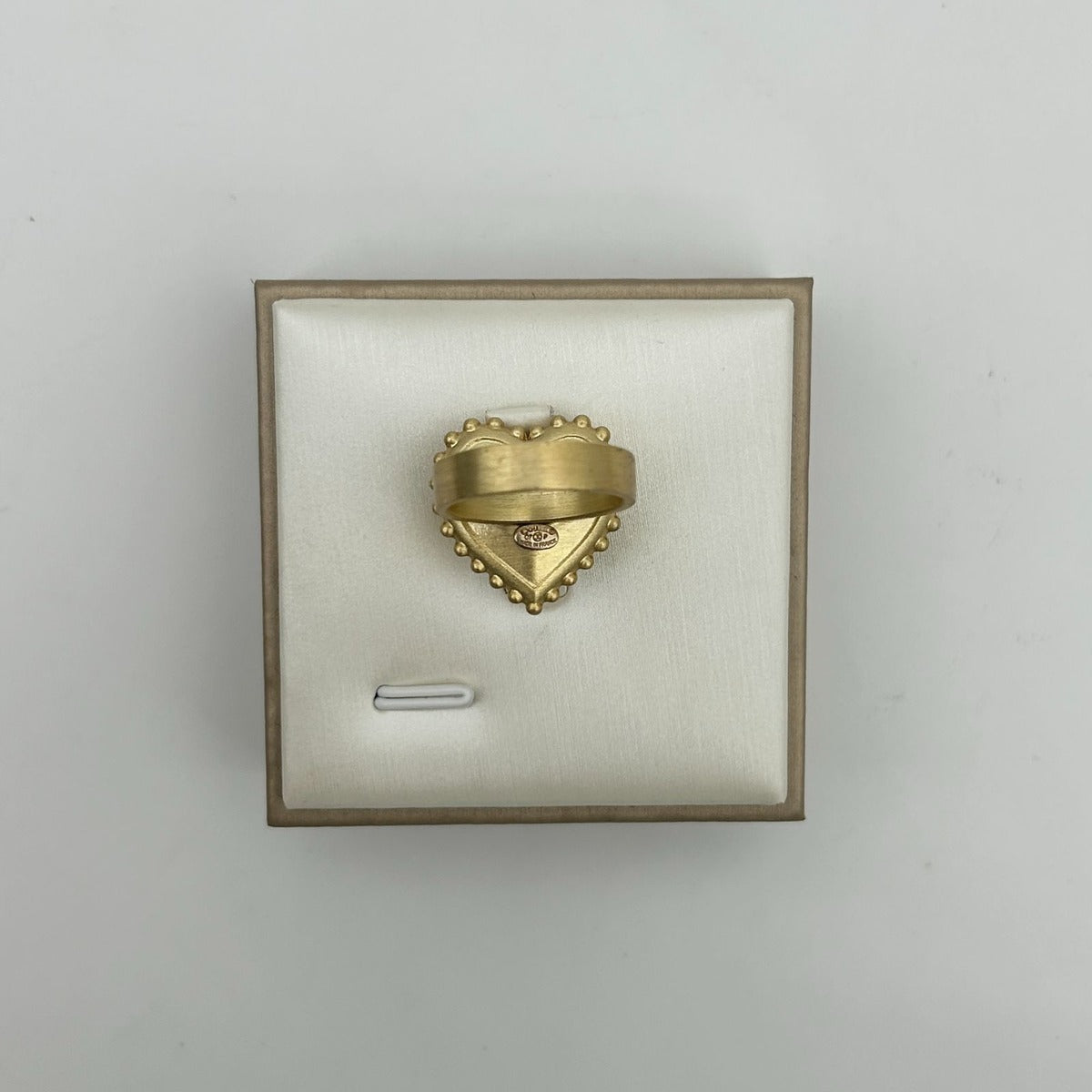 Chanel Ring CC Logo Heart — view 8