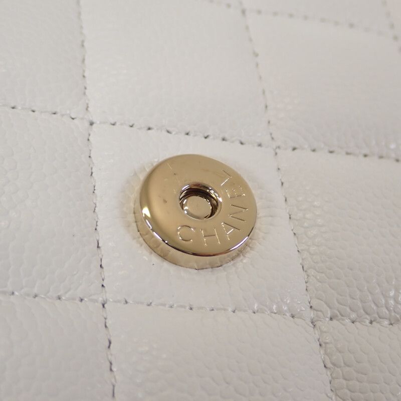 Chanel Classic Chain Wallet Ap0250 Shoulder Bag Caviar Skin White Gold Hardware