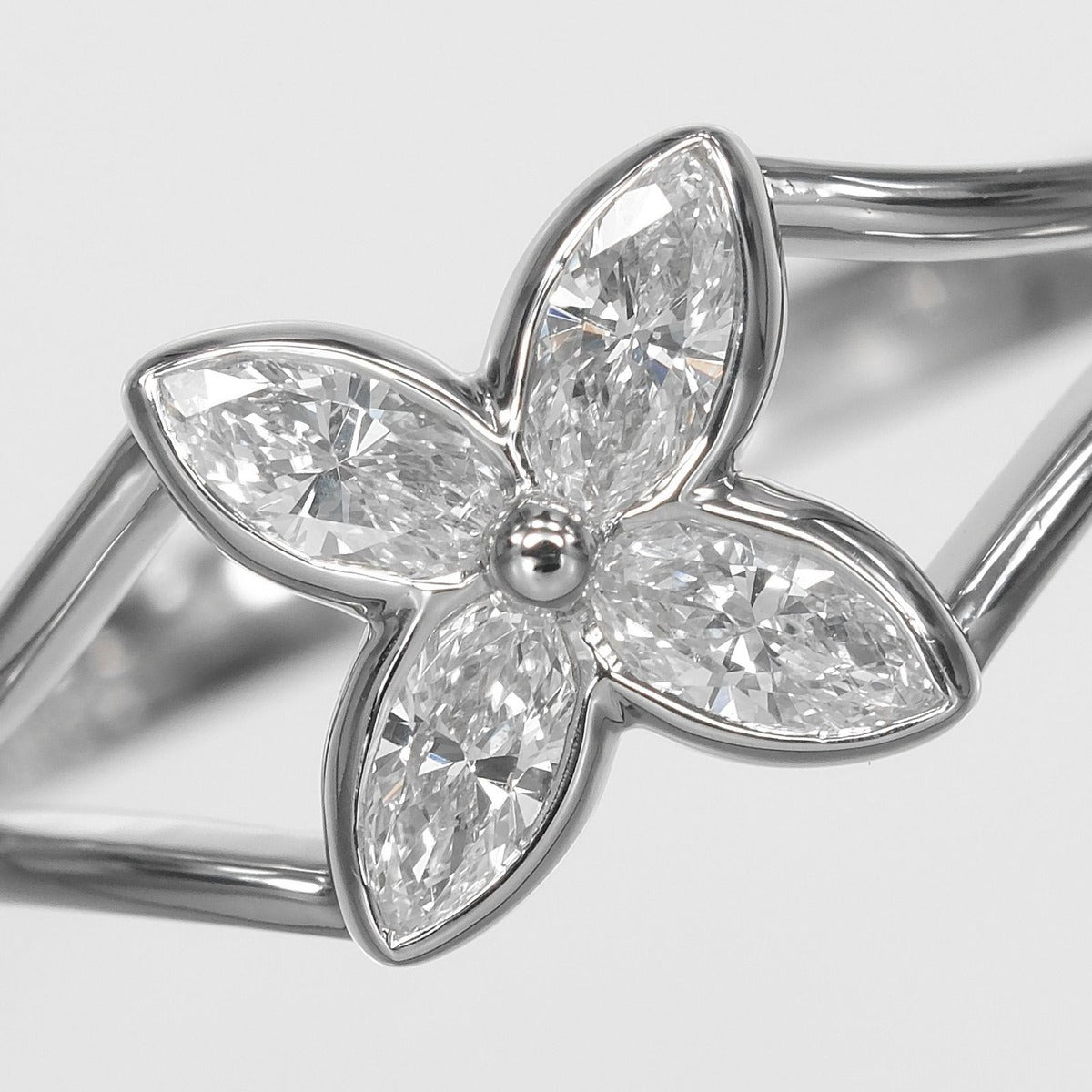 Tiffany & Co Victoria Diamond Ring — view 6