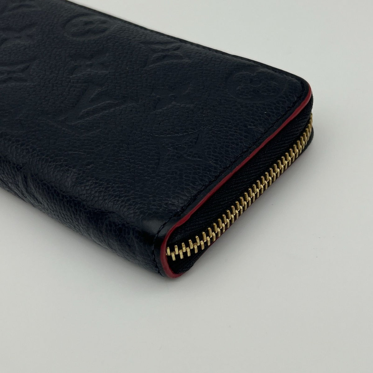 Louis Vuitton Portefeuille Clemence Round Monogram Wallet — view 9