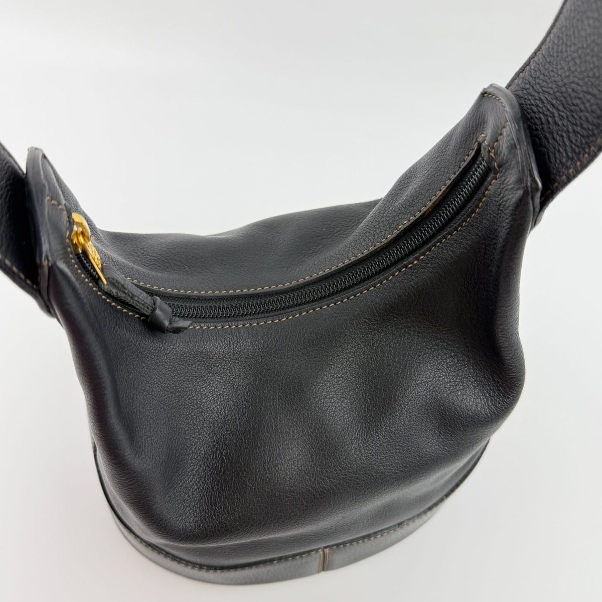 Loewe Shoulder Bag Black Leather Vintage — view 6