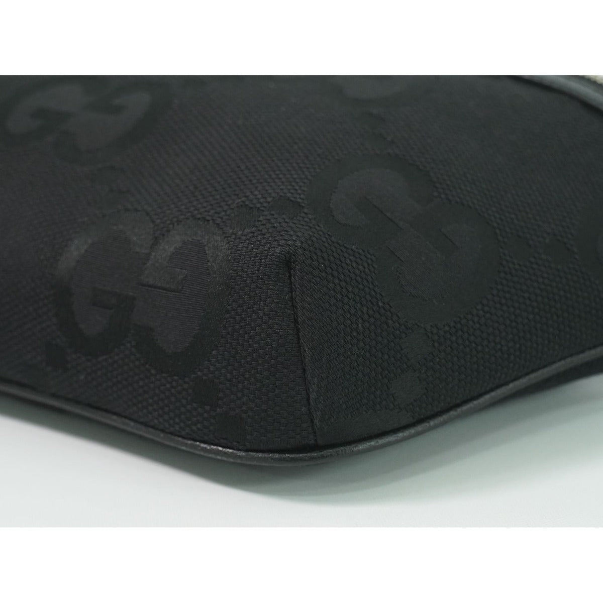 Gucci Jumbo GG Canvas Belt Bag Black — view 7