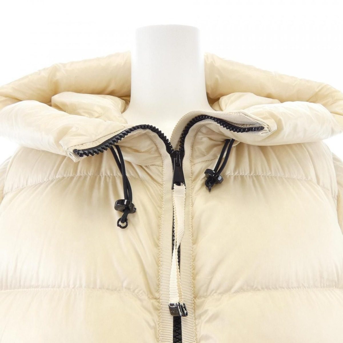Moncler Suyenne Down Jacket — view 6