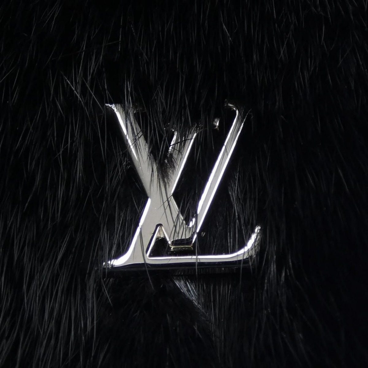Louis Vuitton Monogram Reverse Scarf — view 4