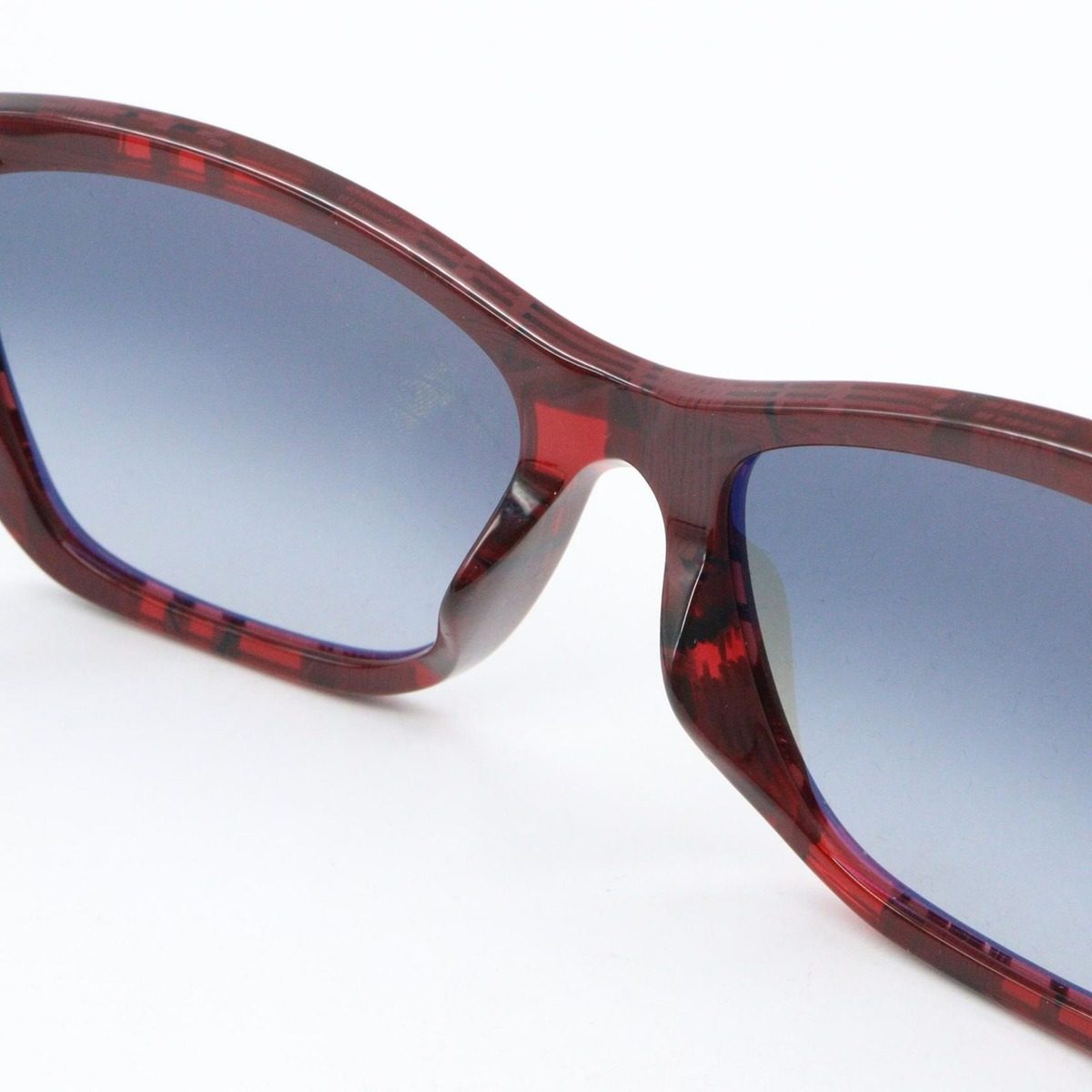 Chanel Sunglasses 71 Red Eyewear — view 6
