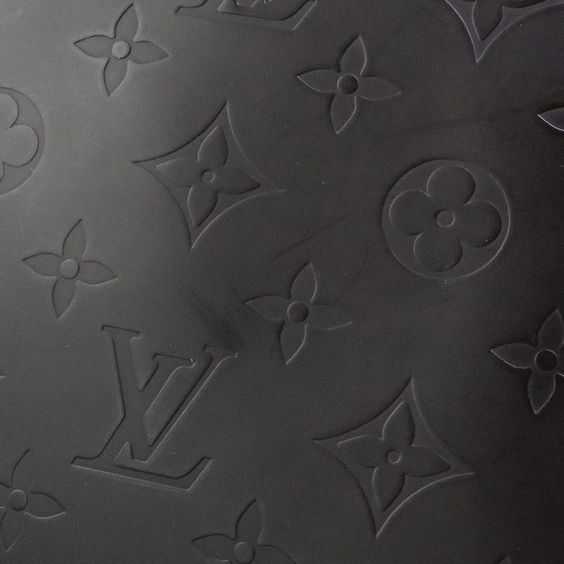 Louis Vuitton Crossbody Shoulder Bag Monogram Glacé Bobby M46520