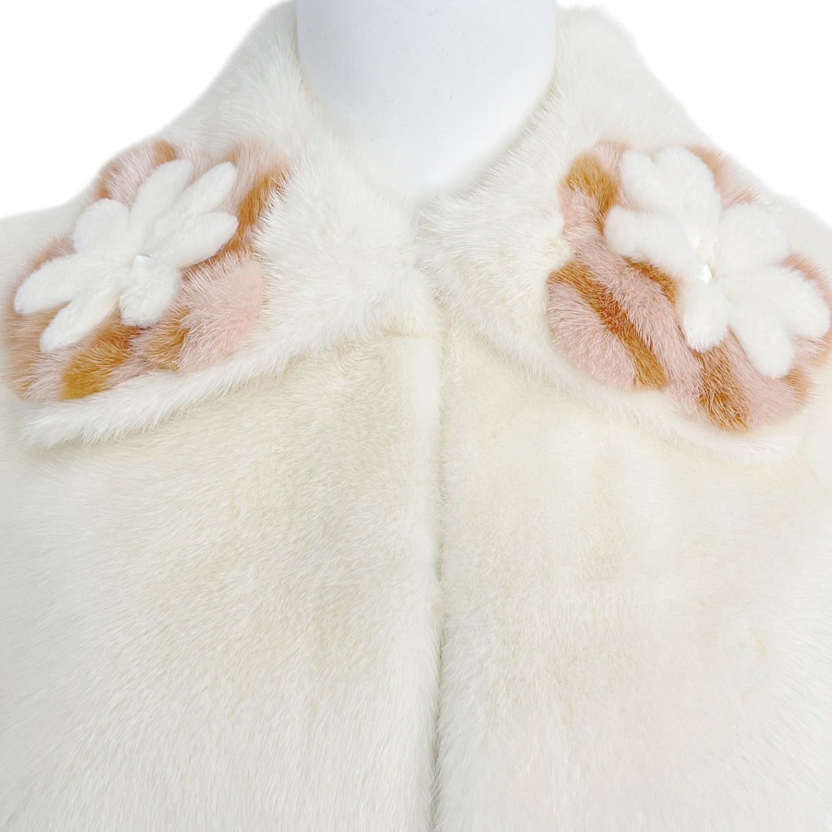Fendi Coat Mink Leather Fur Floral Pattern White — view 3