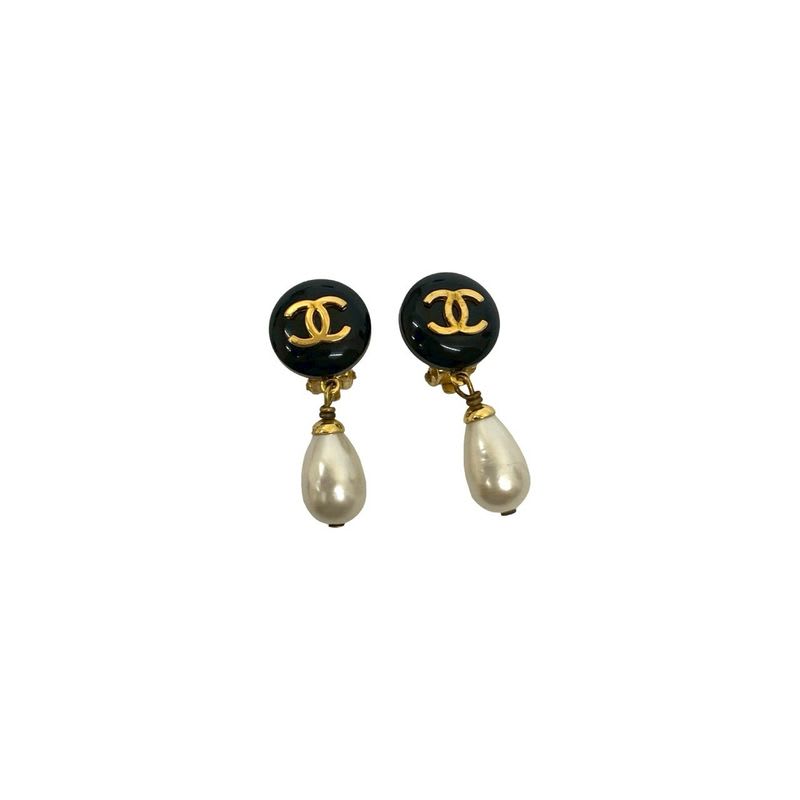 Chanel Vintage Coco Mark Motif Fake Pearl Earrings Accessories 95A