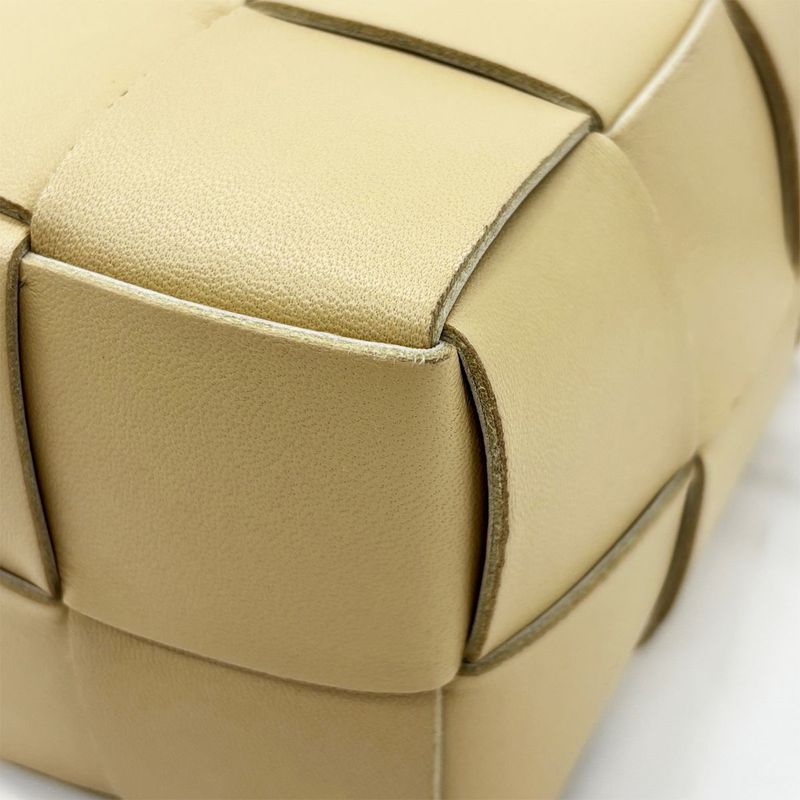 Bottega Veneta Shoulder Cassette Mini Crossbody Bucket Bag Ivory