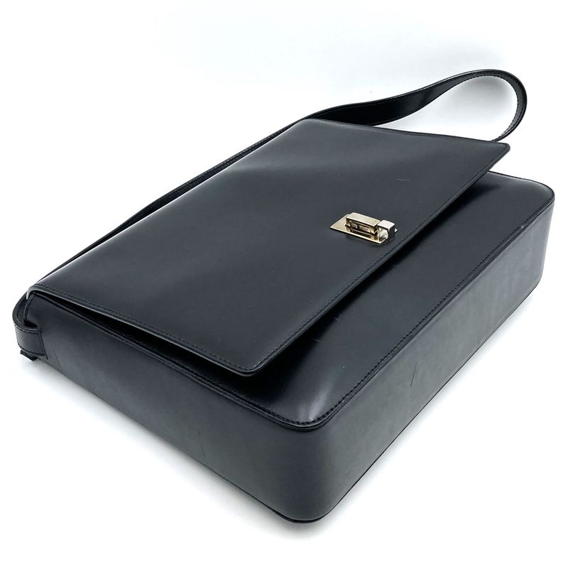 Gucci 001 3071 Shoulder Bag Leather Black Chic Vintage With Mirror Billfold