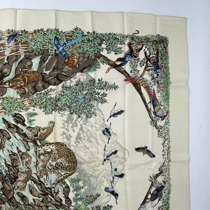 Hermes Carre 90 Sichuan Silk Scarf White
