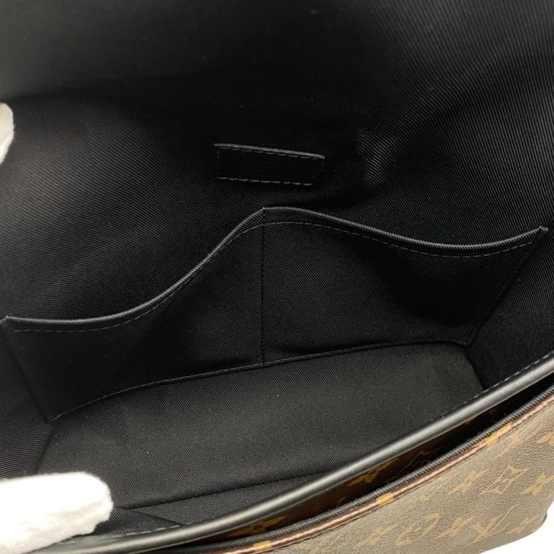 Louis Vuitton Shoulder Bag Magnetic Messenger M45557 Monogram Macassar Louis